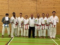 Karate DHM 23 Gruppenbild.jpg