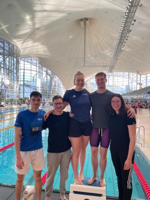 Starker Auftritt bei der DHM Schwimmen